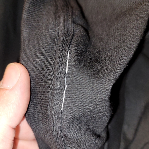 Vintage TABASCO pepper Sauce Black and Gold T shirt size Large - Picture 3 of 3